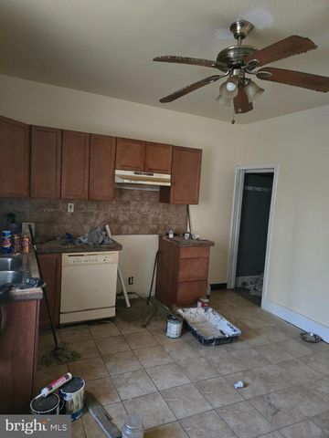 2337 W SERGEANT ST, Philadelphia, PA 19132