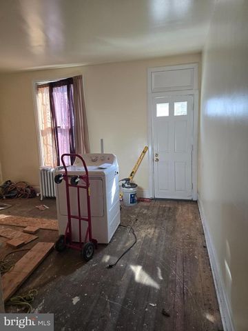 2337 W SERGEANT ST, Philadelphia, PA 19132