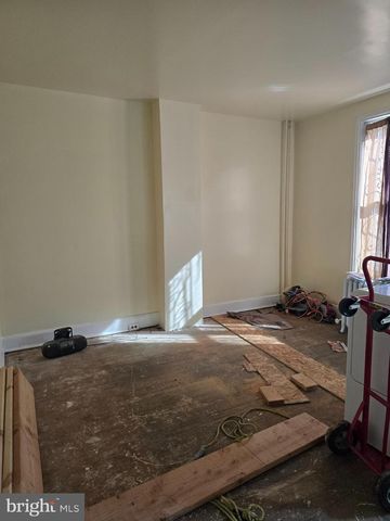 2337 W SERGEANT ST, Philadelphia, PA 19132