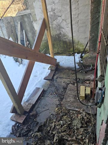 2337 W SERGEANT ST, Philadelphia, PA 19132