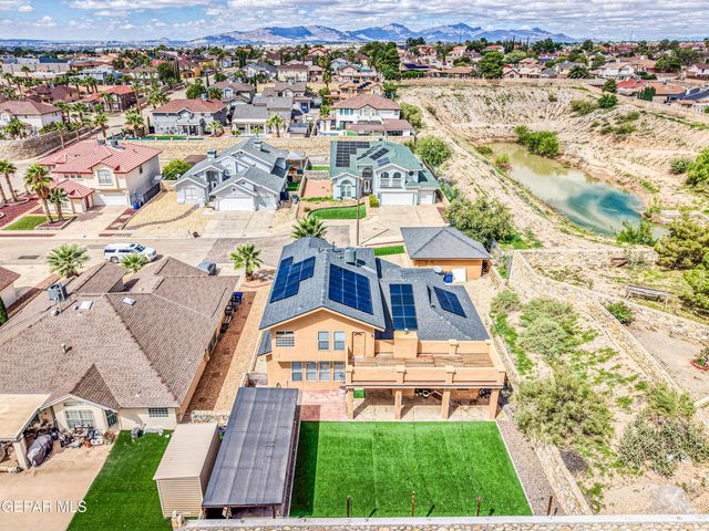 1448 SALLY RAY Way, El Paso, TX 79936