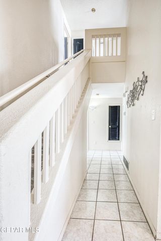 1448 SALLY RAY Way, El Paso, TX 79936