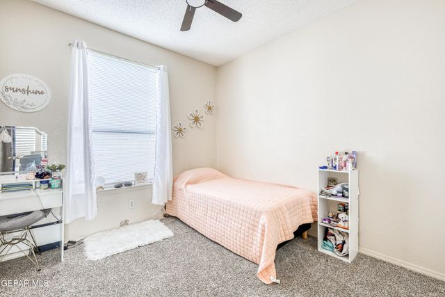 1448 SALLY RAY Way, El Paso, TX 79936