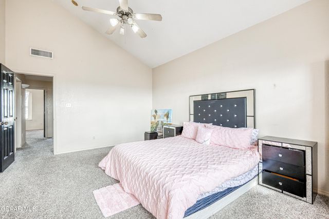 1448 SALLY RAY Way, El Paso, TX 79936