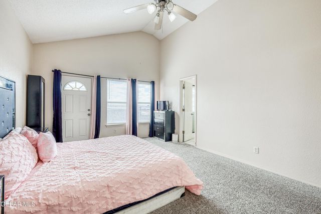 1448 SALLY RAY Way, El Paso, TX 79936