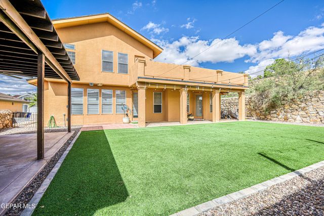 1448 SALLY RAY Way, El Paso, TX 79936
