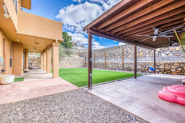 1448 SALLY RAY Way, El Paso, TX 79936