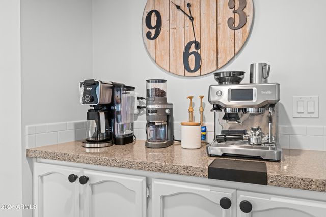 529 W WOOD Drive, Phoenix, AZ 85029