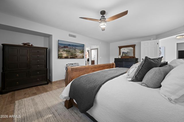 529 W WOOD Drive, Phoenix, AZ 85029