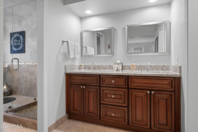 529 W WOOD Drive, Phoenix, AZ 85029