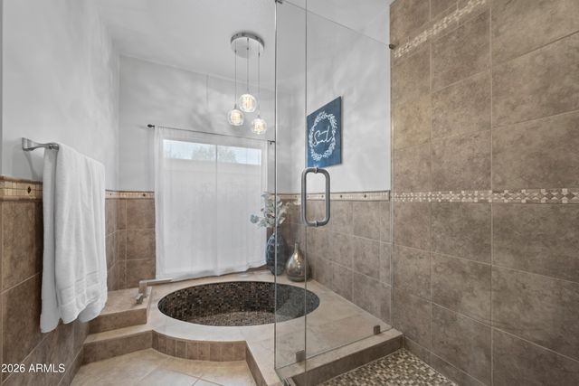 529 W WOOD Drive, Phoenix, AZ 85029