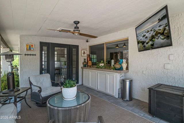 529 W WOOD Drive, Phoenix, AZ 85029