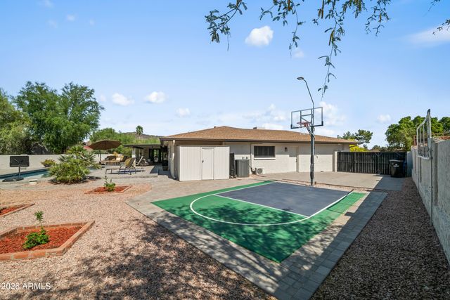 529 W WOOD Drive, Phoenix, AZ 85029