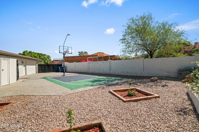 529 W WOOD Drive, Phoenix, AZ 85029