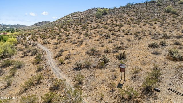 529 W WOOD Drive, Phoenix, AZ 85029