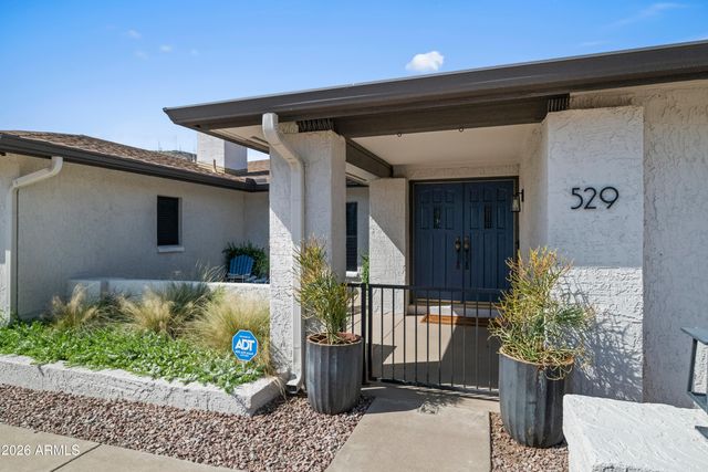 529 W WOOD Drive, Phoenix, AZ 85029