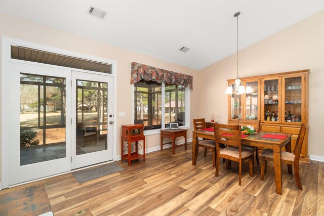 6 Invadir Circle, Hot Springs Village, AR 71909