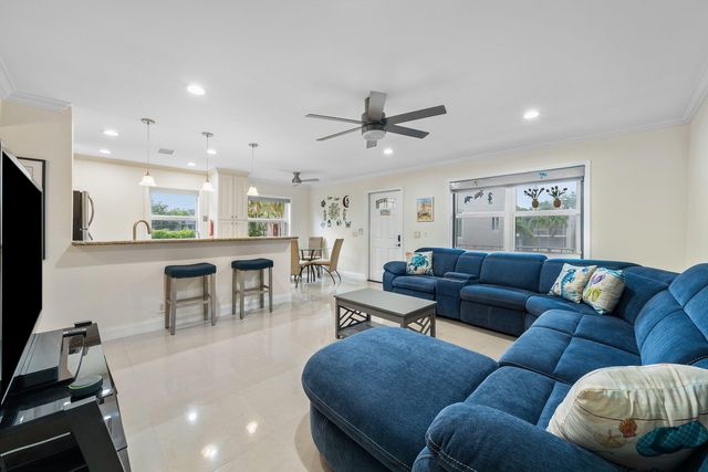 334 Burgundy G, Delray Beach, FL 33484