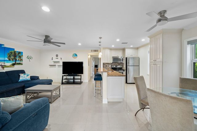 334 Burgundy G, Delray Beach, FL 33484