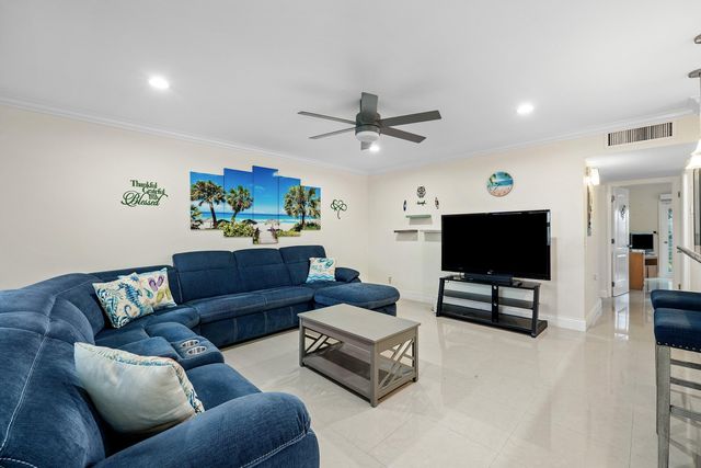 334 Burgundy G, Delray Beach, FL 33484
