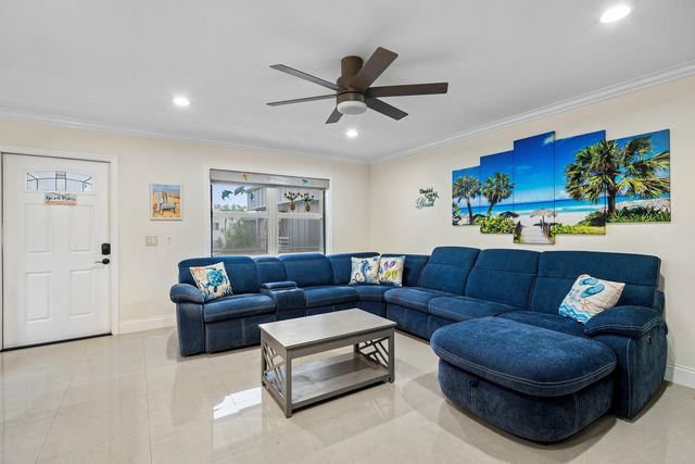 334 Burgundy G, Delray Beach, FL 33484