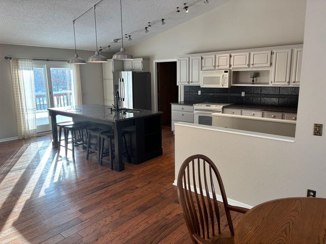 272 Fairway Court, Plainwell, MI 49080