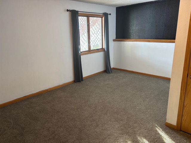 272 Fairway Court, Plainwell, MI 49080