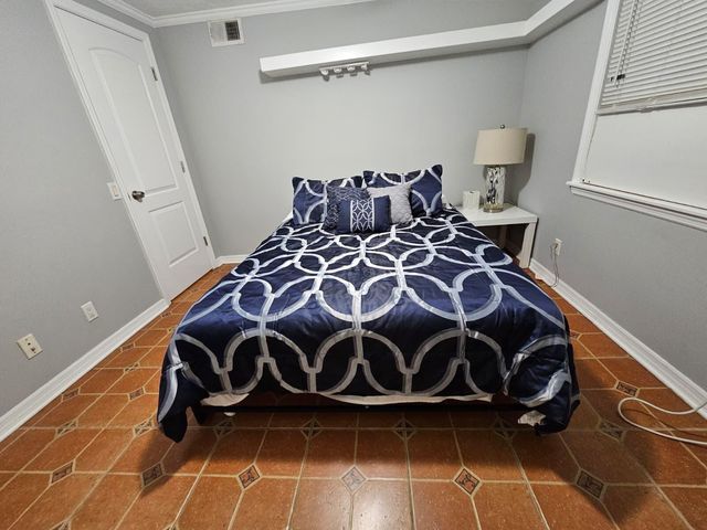2459 NE Hickory Avenue, Jensen Beach, FL 34957