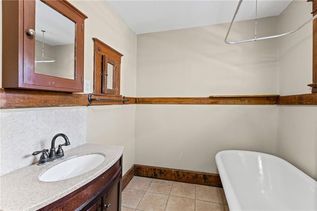 3552 Genessee Street, Kansas City, MO 64111