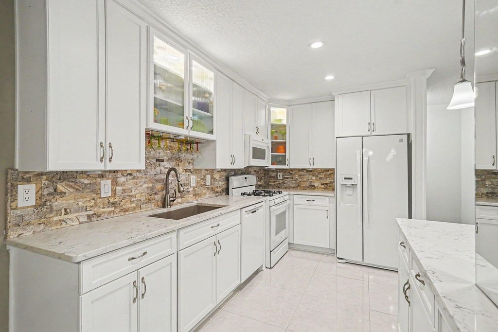 14054 Heywood Path, Apple Valley, MN 55124 — photo 3