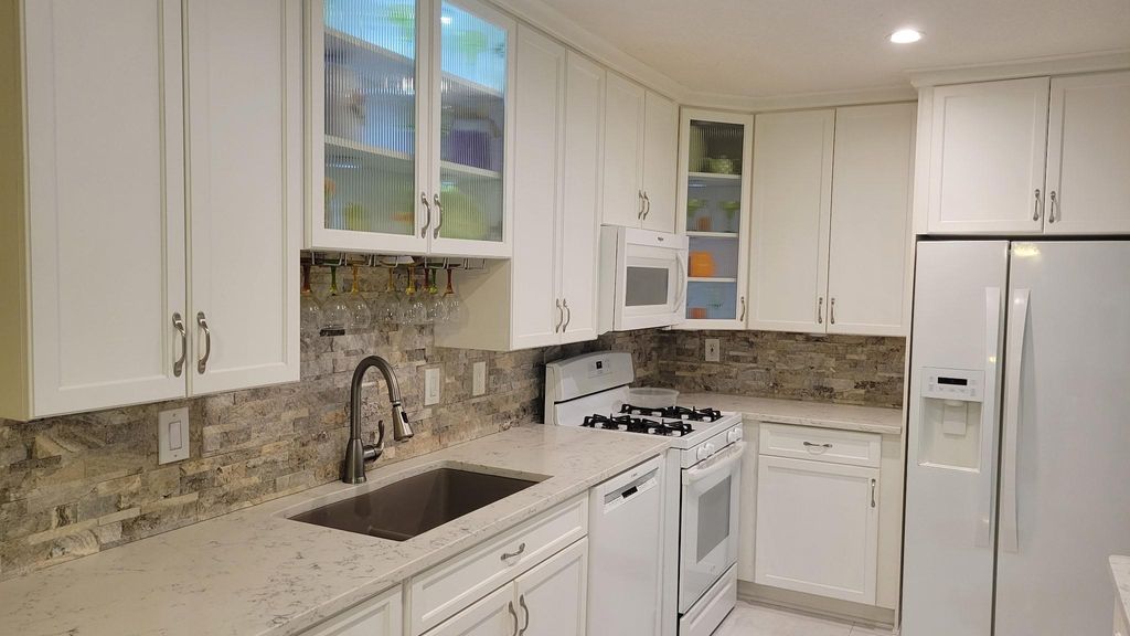 14054 Heywood Path, Apple Valley, MN 55124 — photo 4