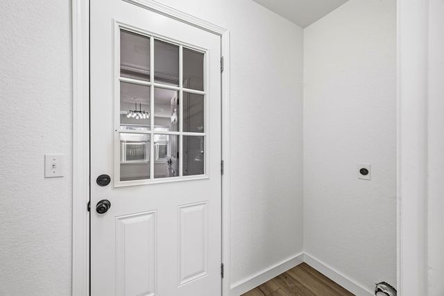 814 SE Jon Drive, Bentonville, AR 72712