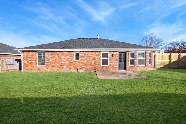 814 SE Jon Drive, Bentonville, AR 72712