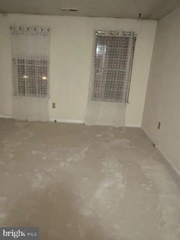 812 EAGLES CHASE DR, Lawrenceville, NJ 08648