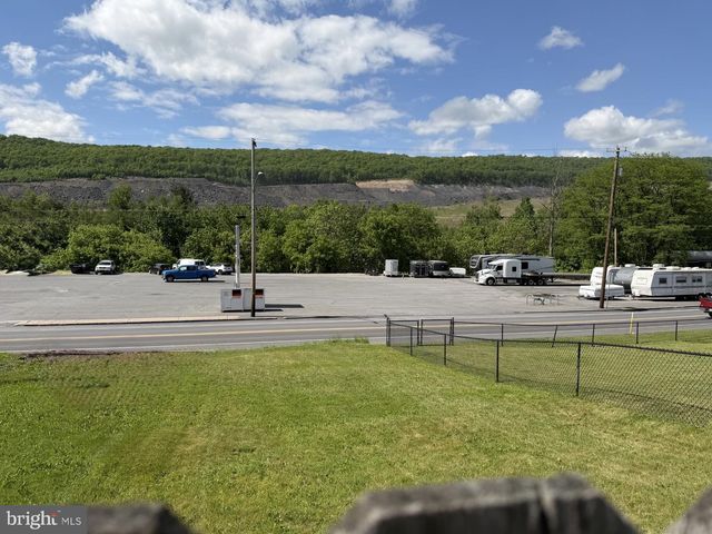 129 E RIDGE ST, Coaldale, PA 18218