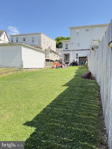 129 E RIDGE ST, Coaldale, PA 18218