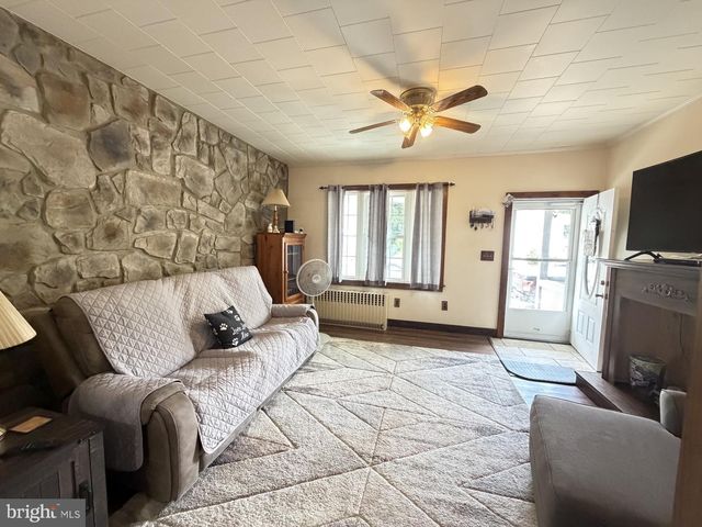 129 E RIDGE ST, Coaldale, PA 18218