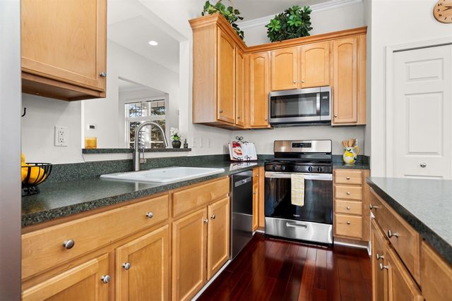 1649 Chapleau Drive, Ann Arbor, MI 48103