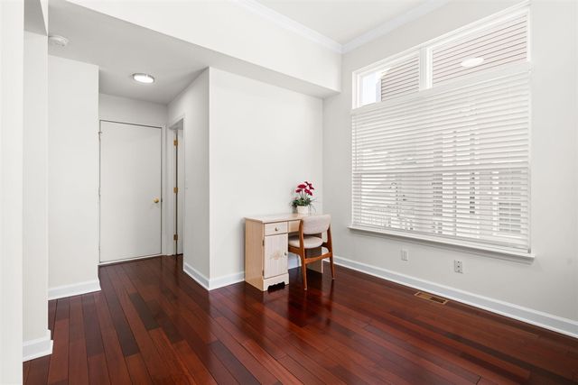 1649 Chapleau Drive, Ann Arbor, MI 48103