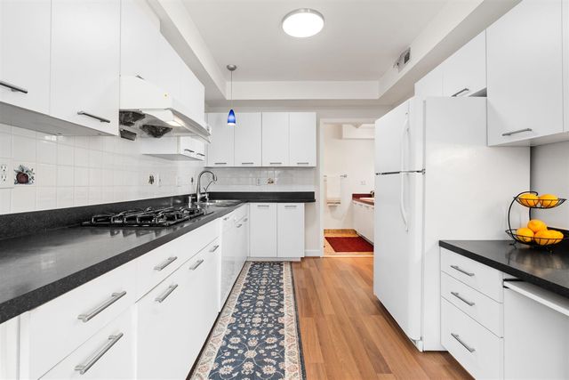 1649 Chapleau Drive, Ann Arbor, MI 48103