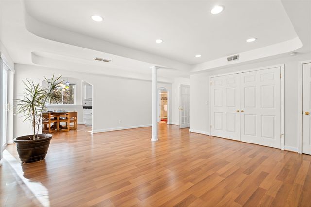 1649 Chapleau Drive, Ann Arbor, MI 48103