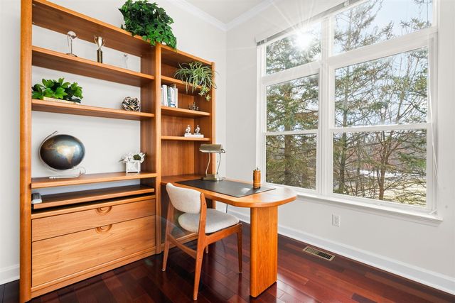 1649 Chapleau Drive, Ann Arbor, MI 48103