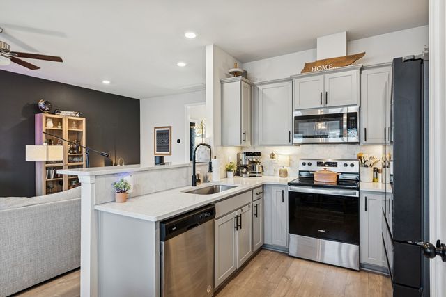 506 Gilroy Ct, Antioch, TN 37013