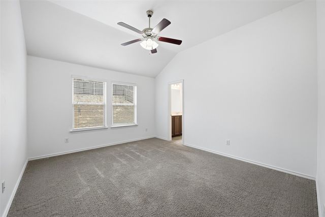 10844 Live Oak Creek Drive, Fort Worth, TX 76108