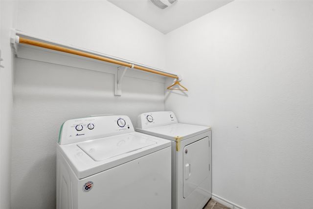 10844 Live Oak Creek Drive, Fort Worth, TX 76108