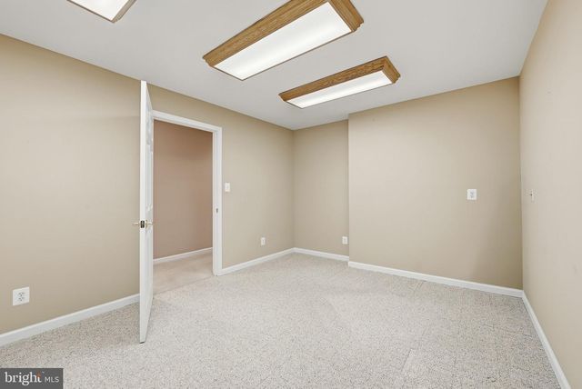 6344 AVINGTON PL, Gainesville, VA 20155