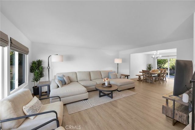 26541 Valpariso, Mission Viejo, CA 92691