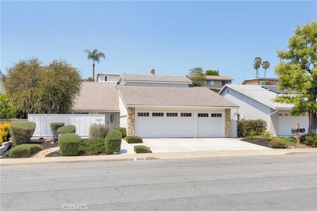 26541 Valpariso, Mission Viejo, CA 92691