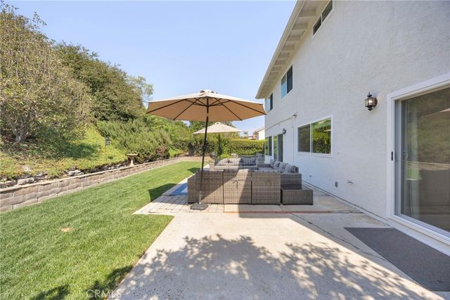26541 Valpariso, Mission Viejo, CA 92691