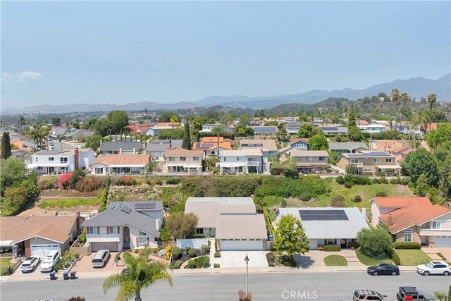 26541 Valpariso, Mission Viejo, CA 92691